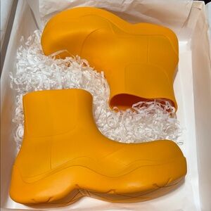 Bottega Veneta Puddle Boots